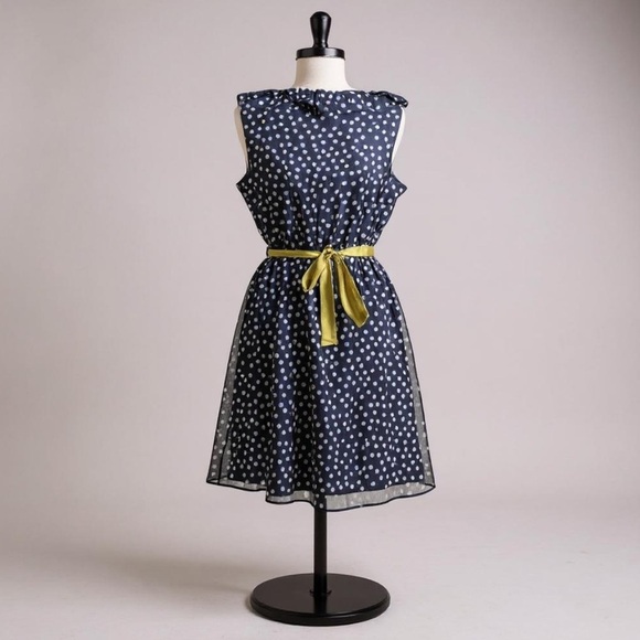 The Limited Polkadot Dress l SIZE 6 - Picture 2 of 4